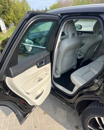 Volvo XC 60 cena 135000 przebieg: 139900, rok produkcji 2017 z Gdańsk małe 154